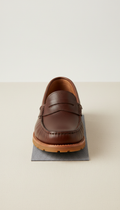 Mocasín clásico en cuero pulido